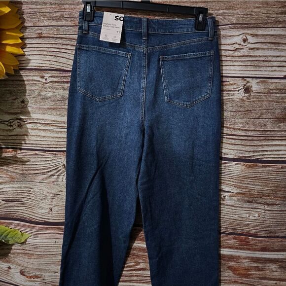 SO distressed jeans women's 11/30 wide Baggy dad jean NWT - Picture 2 of 6